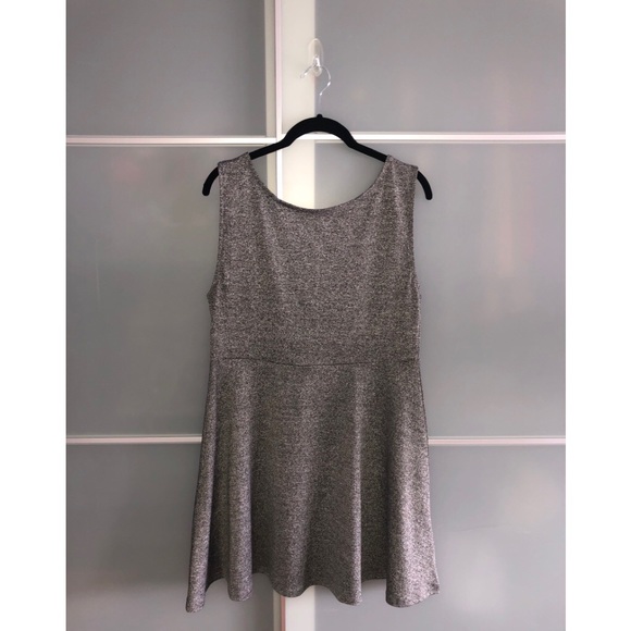 H&M Grey Spandex Skater Dress - Picture 2 of 5